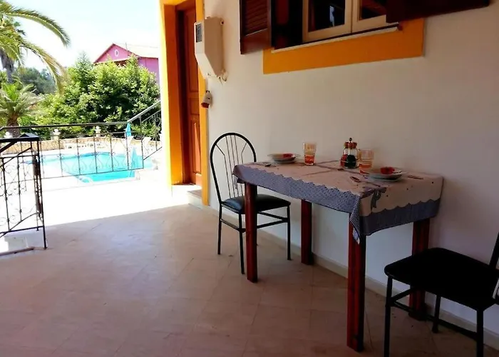 Margarita-fondas Holiday home Roda (Corfu)